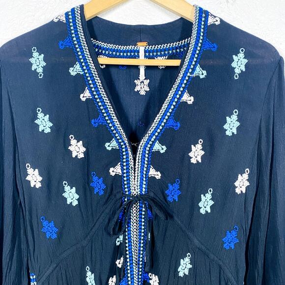 Free People Peasant Dress Embroidered Black Long Sleeve Ornament Snow - XS - Picture 2 of 4